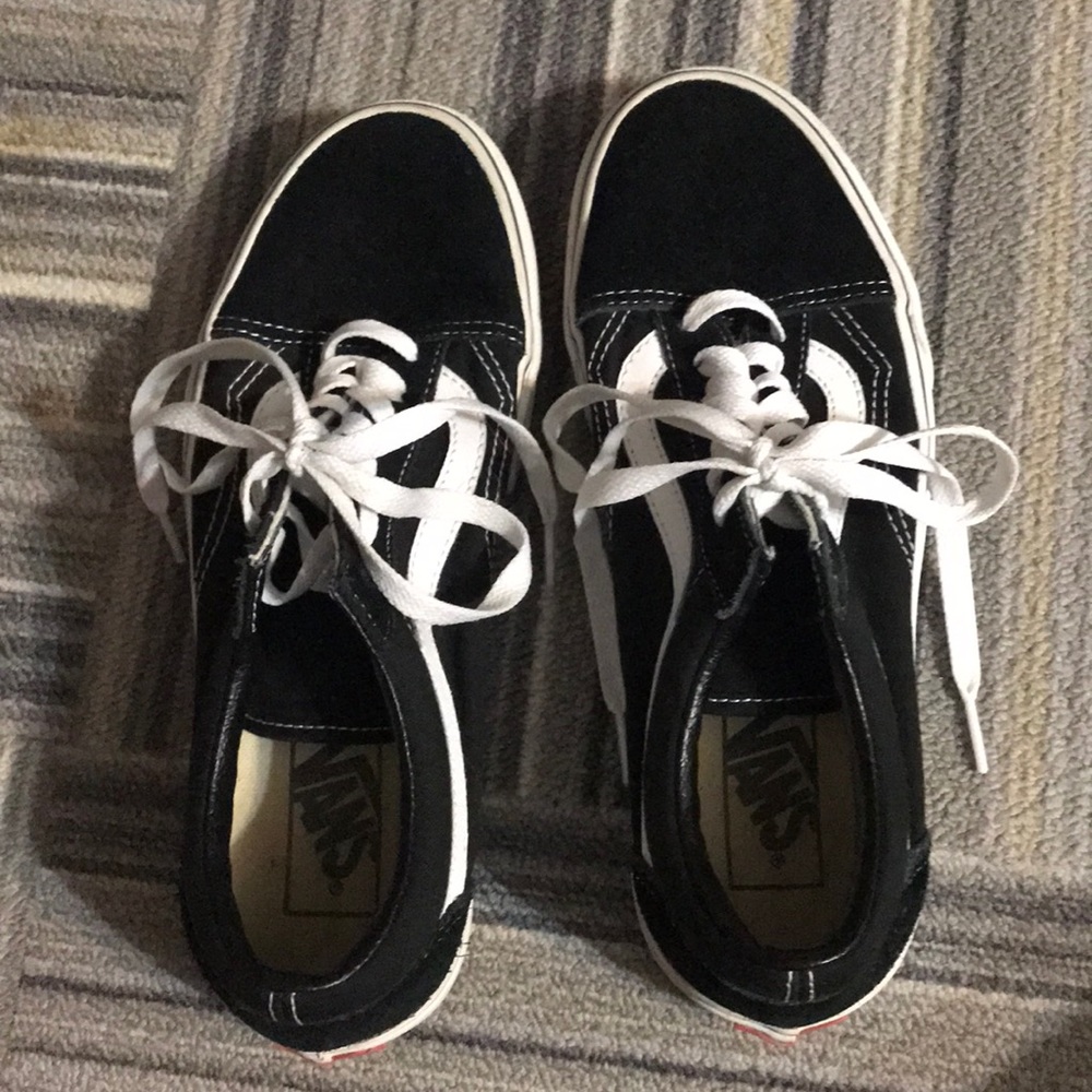 Women’s low top vans